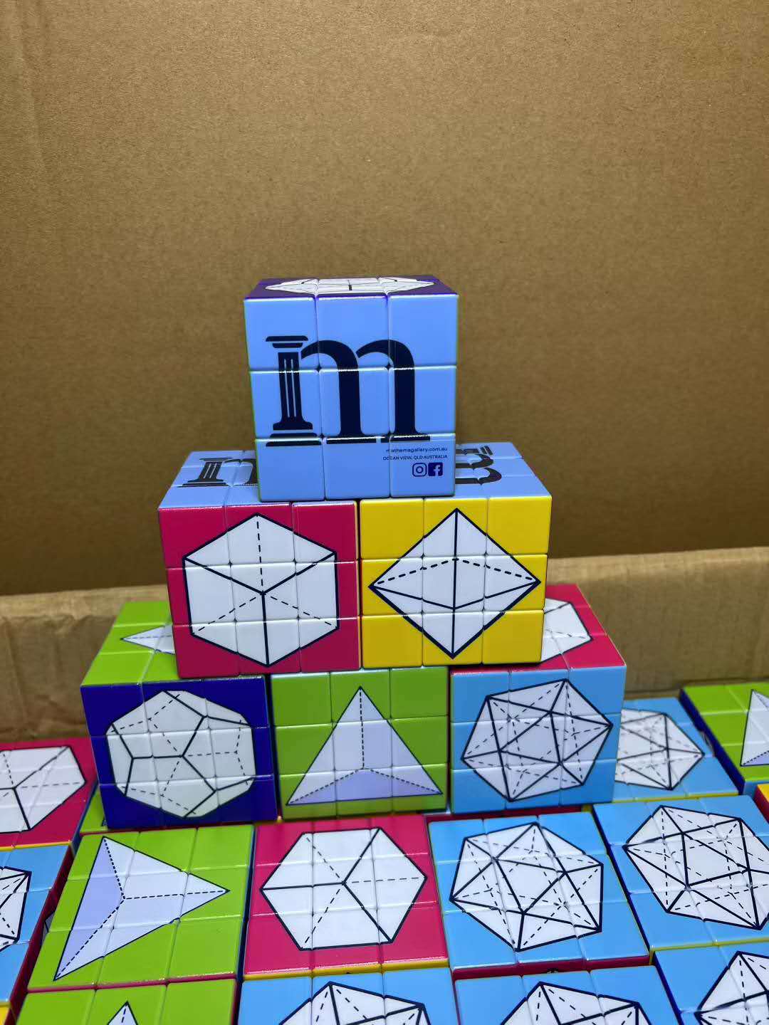 	Cubes magiques personnalisés avec logo – Rubik’s Cube publicitaire