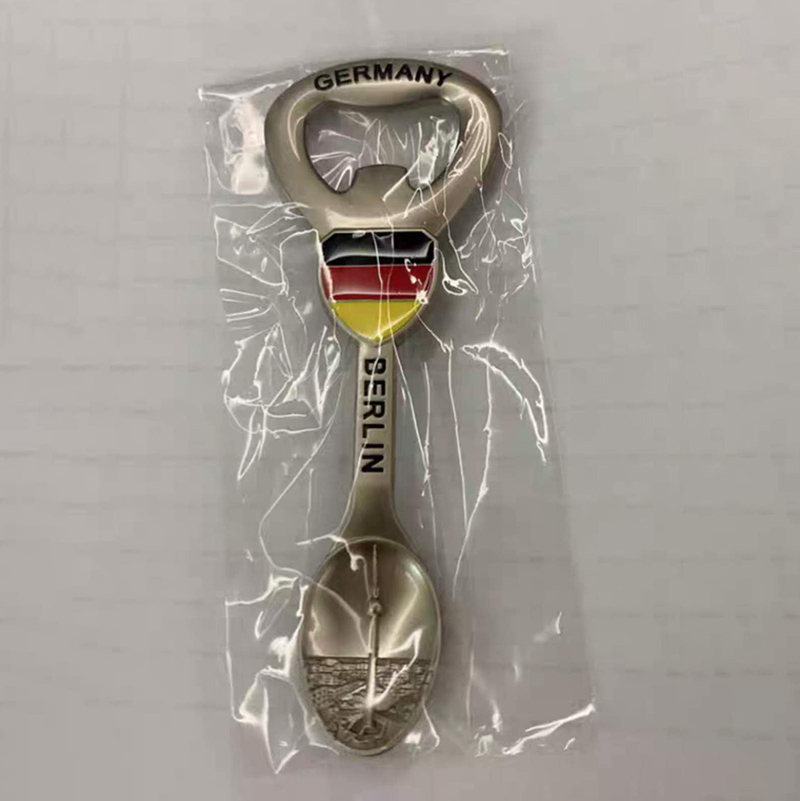 	Décapsuleur magnétique personnalisé avec logo – objet publicitaire pratique