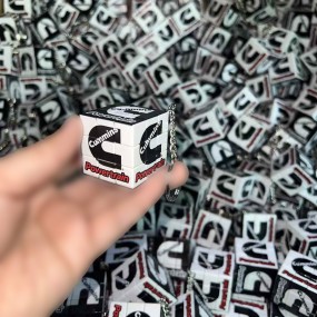 Porte-clés cube magique personnalisé – Rubik’s Cube com...